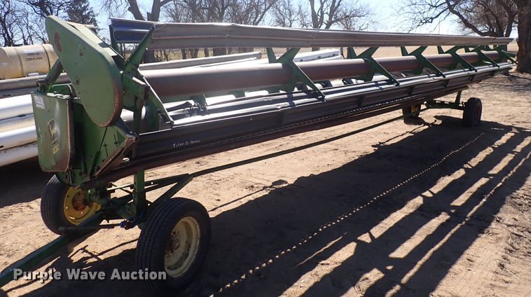 image for item DJ0107 John Deere 230  platform head