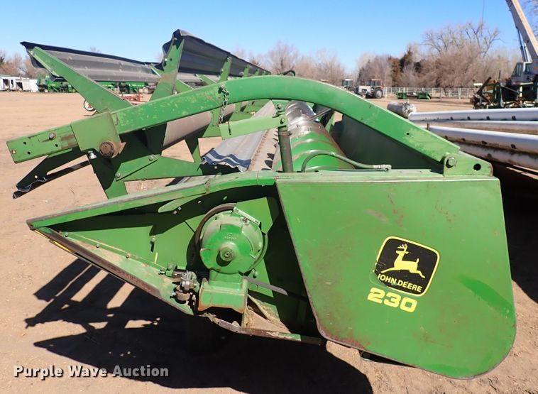 image for item DJ0107 John Deere 230  platform head