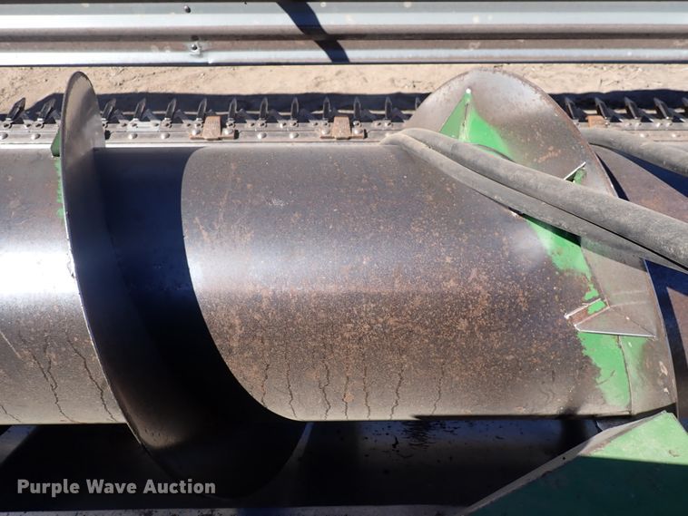 image for item DJ0107 John Deere 230  platform head