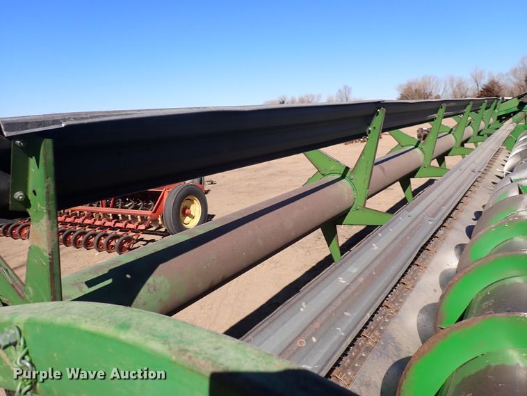 image for item DJ0107 John Deere 230  platform head