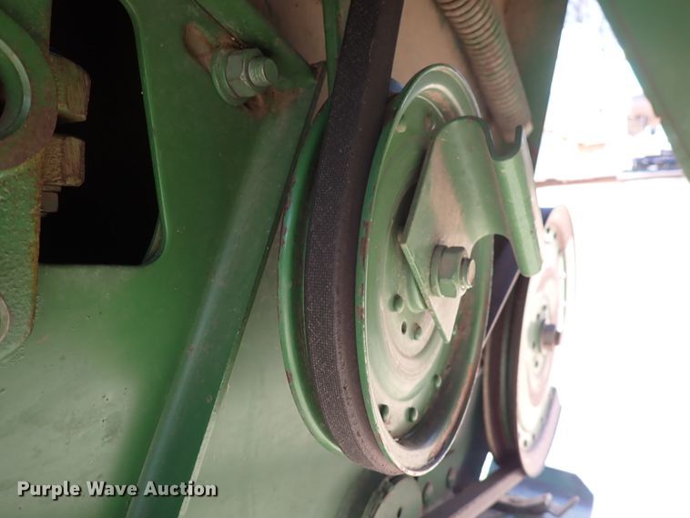 image for item DJ0107 John Deere 230  platform head