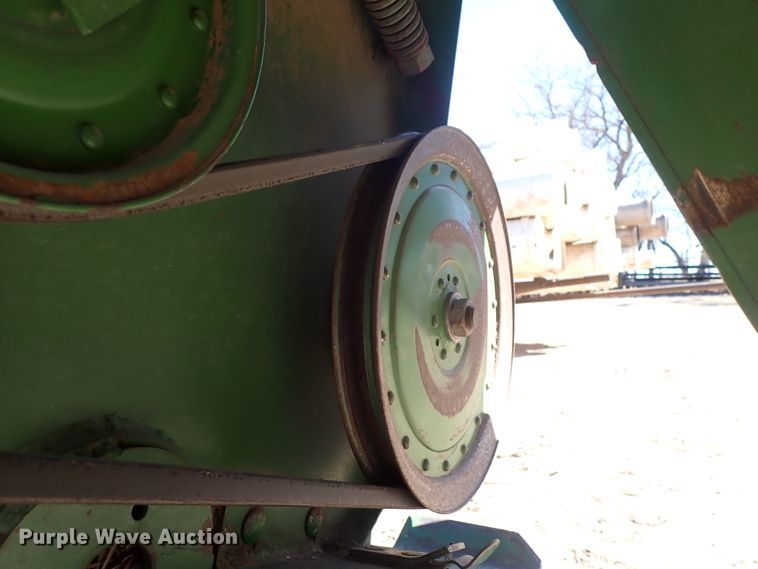 image for item DJ0107 John Deere 230  platform head