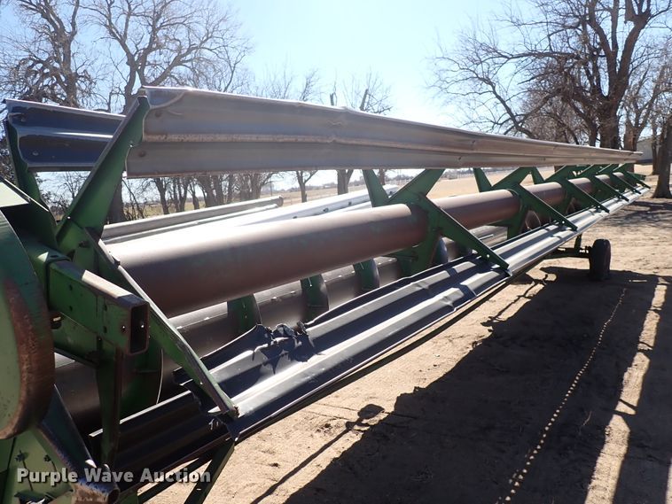 image for item DJ0107 John Deere 230  platform head