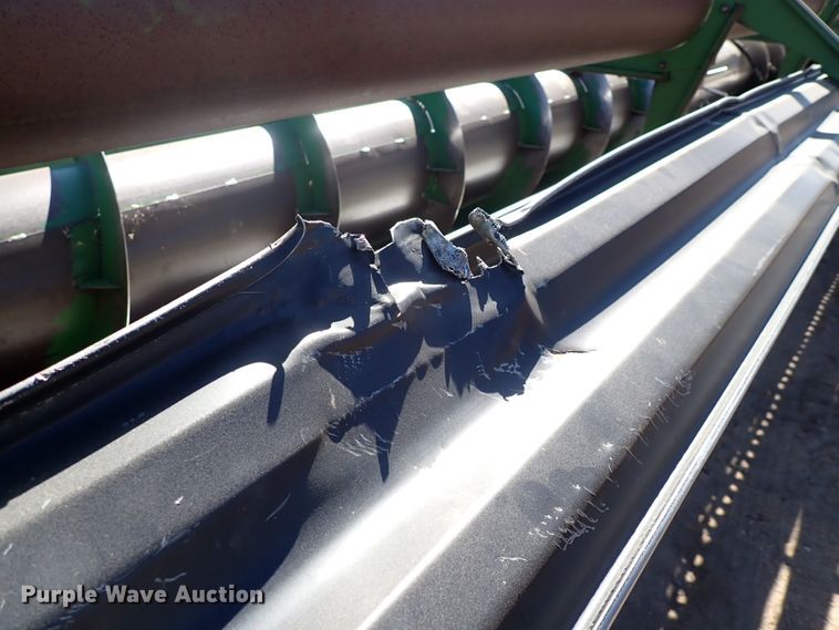 image for item DJ0107 John Deere 230  platform head