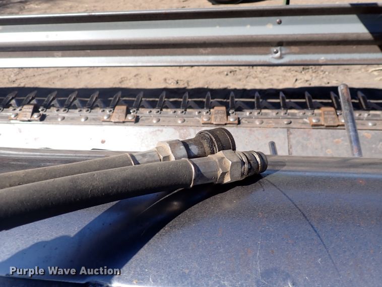 image for item DJ0107 John Deere 230  platform head