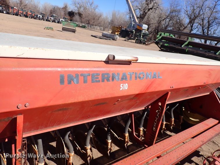 image for item DJ0110 (2) International 510 grain drills