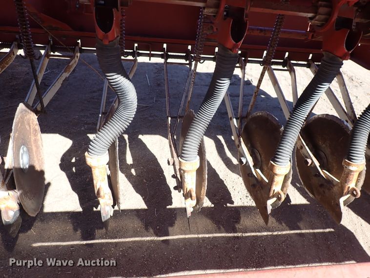 image for item DJ0110 (2) International 510 grain drills