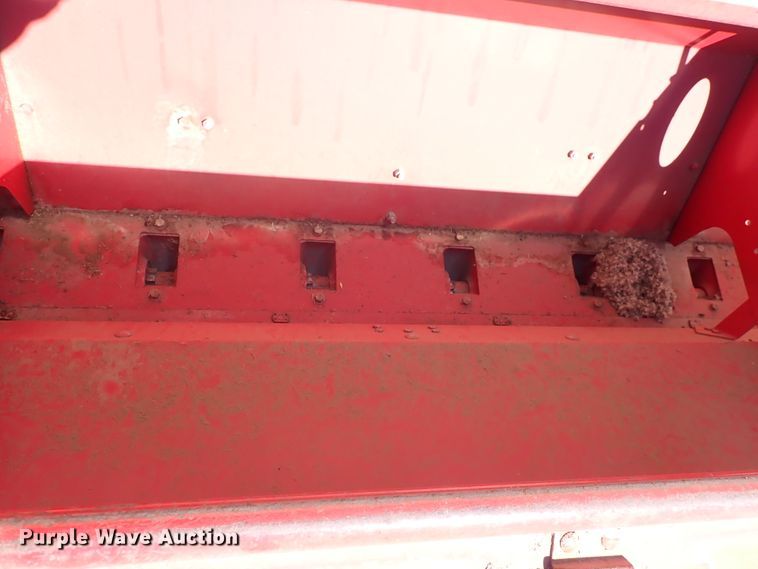 image for item DJ0110 (2) International 510 grain drills