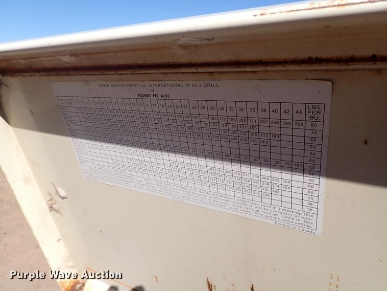 image for item DJ0110 (2) International 510 grain drills