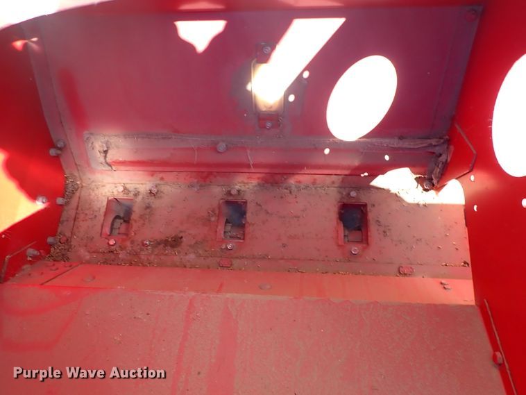 image for item DJ0110 (2) International 510 grain drills