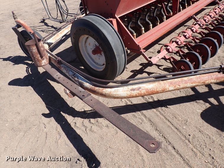 image for item DJ0110 (2) International 510 grain drills