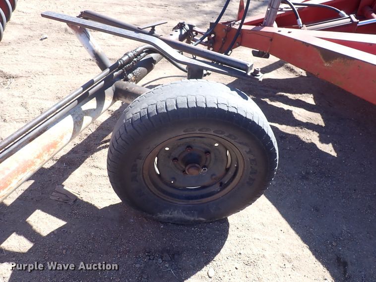 image for item DJ0110 (2) International 510 grain drills