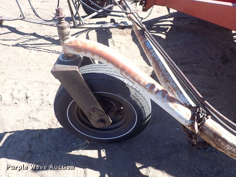 image for item DJ0110 (2) International 510 grain drills