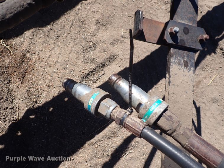 image for item DJ0110 (2) International 510 grain drills