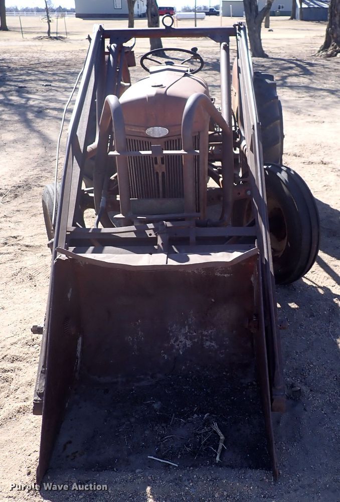 image for item DJ0113 Ford  tractor