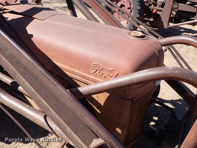 image for item DJ0113 Ford  tractor