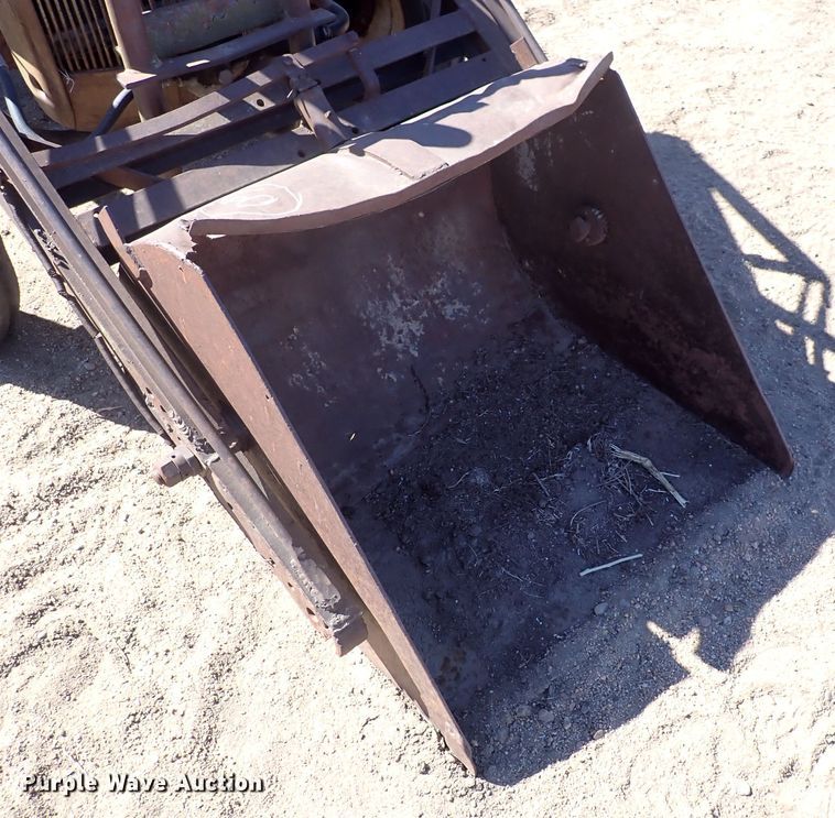 image for item DJ0113 Ford  tractor