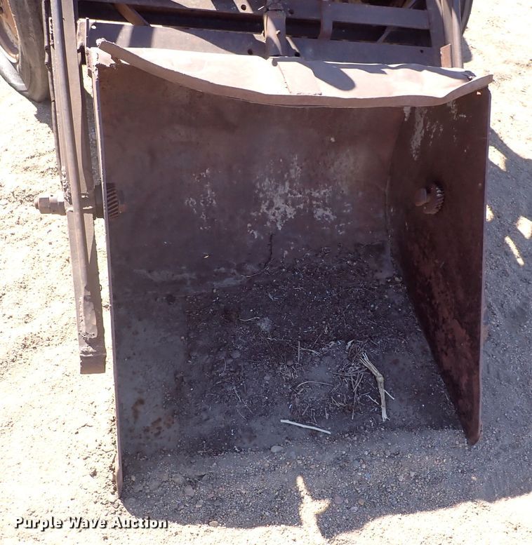 image for item DJ0113 Ford  tractor