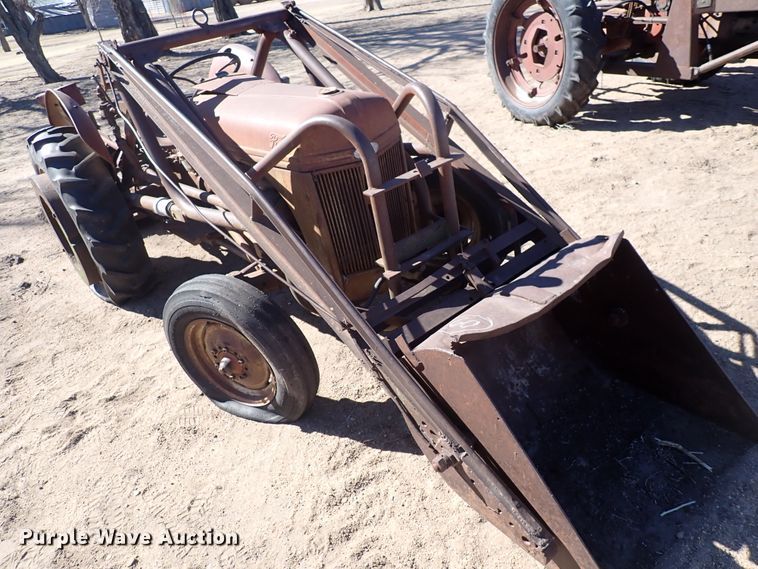 image for item DJ0113 Ford  tractor