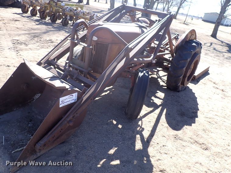 image for item DJ0113 Ford  tractor