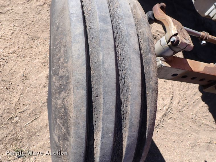 image for item DJ0116 Massey-Ferguson 1155  tractor