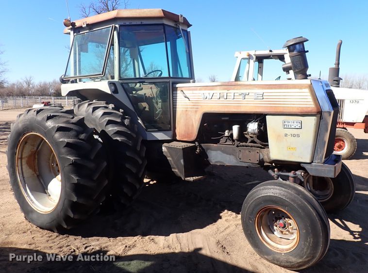 image for item DJ0117 White 2-150 Field Boss  tractor