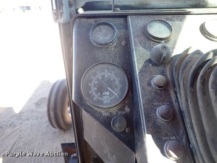 image for item DJ0117 White 2-150 Field Boss  tractor