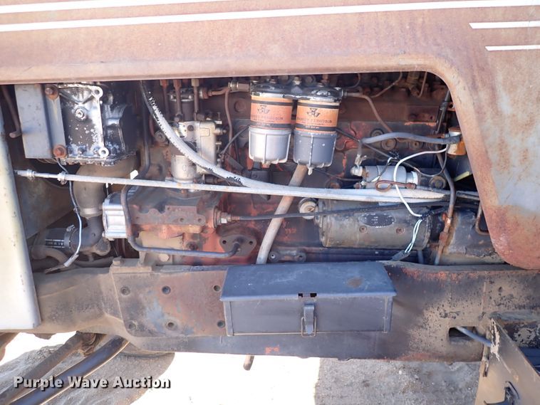 image for item DJ0117 White 2-150 Field Boss  tractor