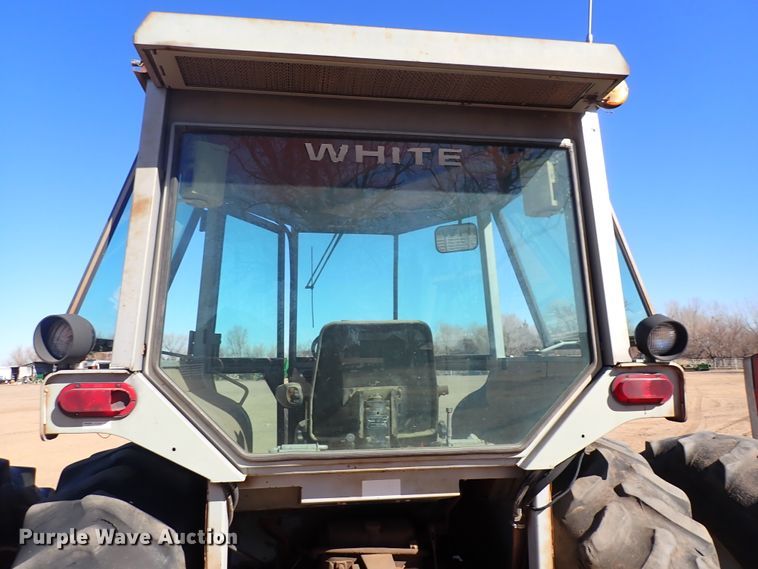 image for item DJ0117 White 2-150 Field Boss  tractor