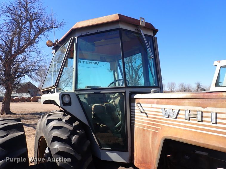 image for item DJ0117 White 2-150 Field Boss  tractor