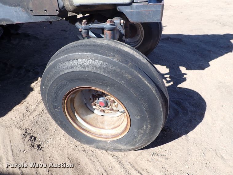 image for item DJ0117 White 2-150 Field Boss  tractor