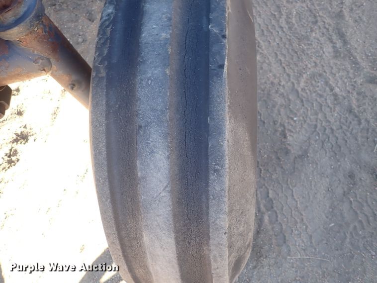 image for item DJ0117 White 2-150 Field Boss  tractor