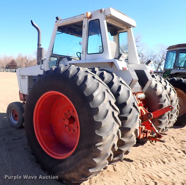 image for item DJ0118 Case 1370  tractor