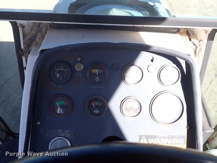 image for item DJ0118 Case 1370  tractor