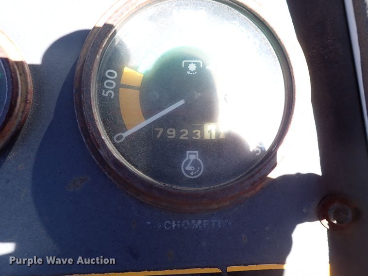 image for item DJ0118 Case 1370  tractor