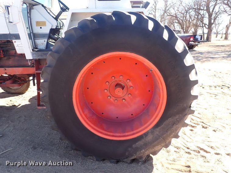 image for item DJ0118 Case 1370  tractor