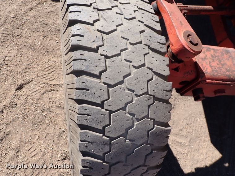 image for item DJ0118 Case 1370  tractor