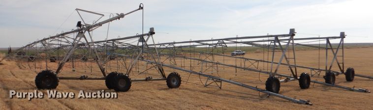 image for item DJ0377 Valley 4271 center pivot