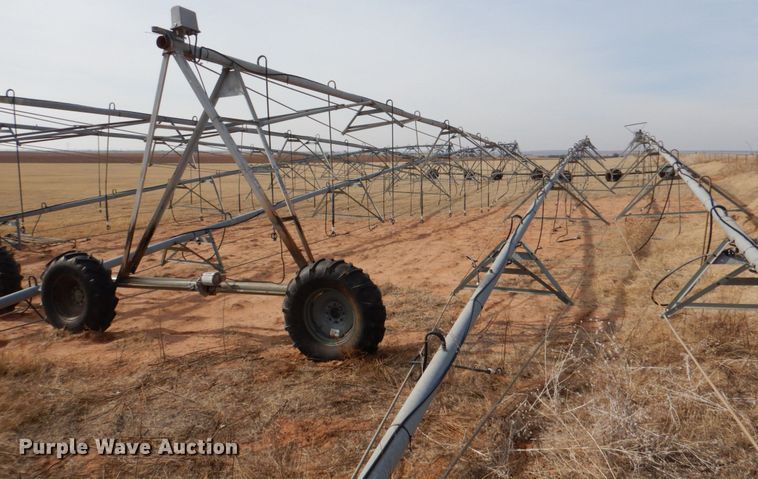 image for item DJ0377 Valley 4271 center pivot