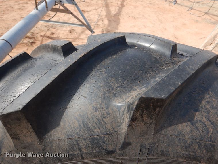 image for item DJ0377 Valley 4271 center pivot