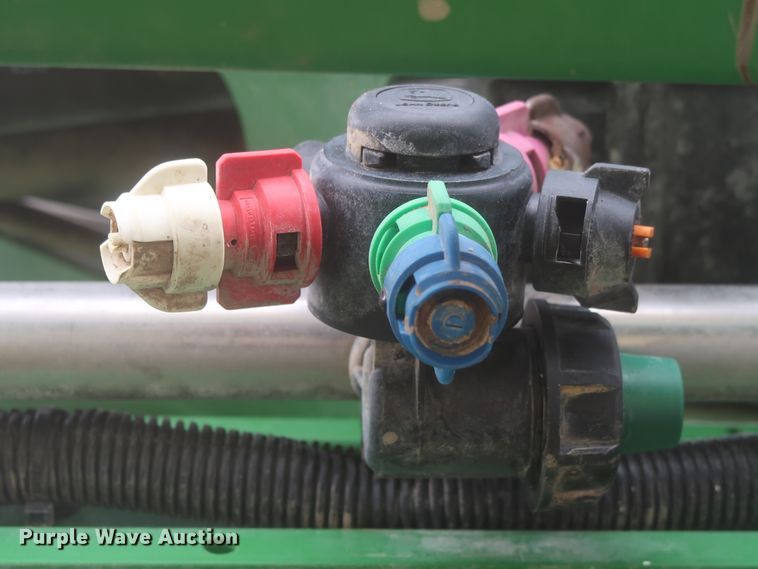 image for item DJ2310 2015 John Deere R4030  sprayer