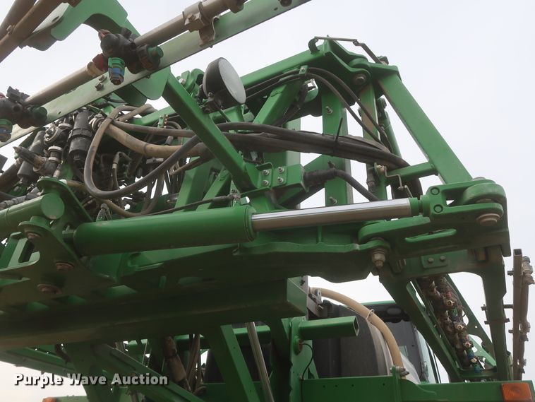 image for item DJ2310 2015 John Deere R4030  sprayer