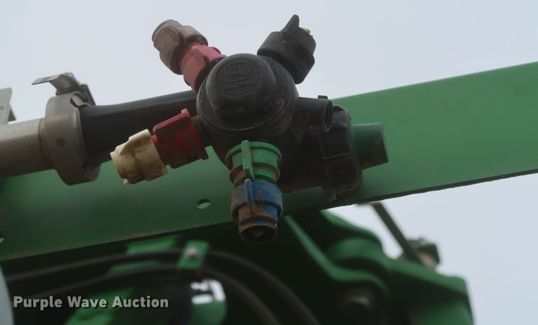 image for item DJ2310 2015 John Deere R4030  sprayer
