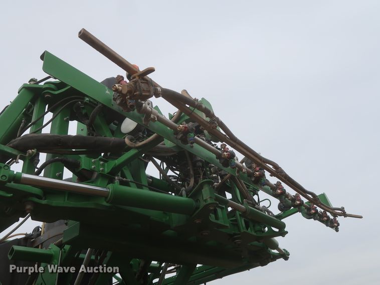 image for item DJ2310 2015 John Deere R4030  sprayer