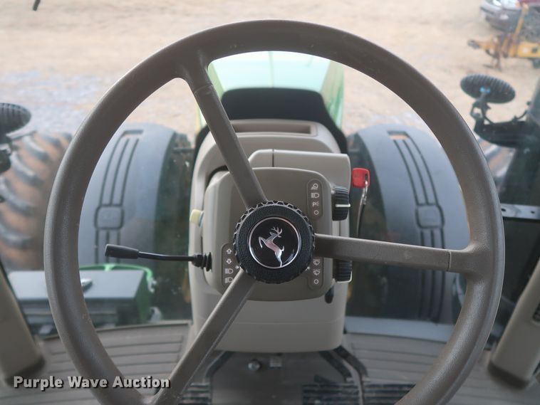 image for item DJ2311 2015 John Deere 8370R  MFWD tractor