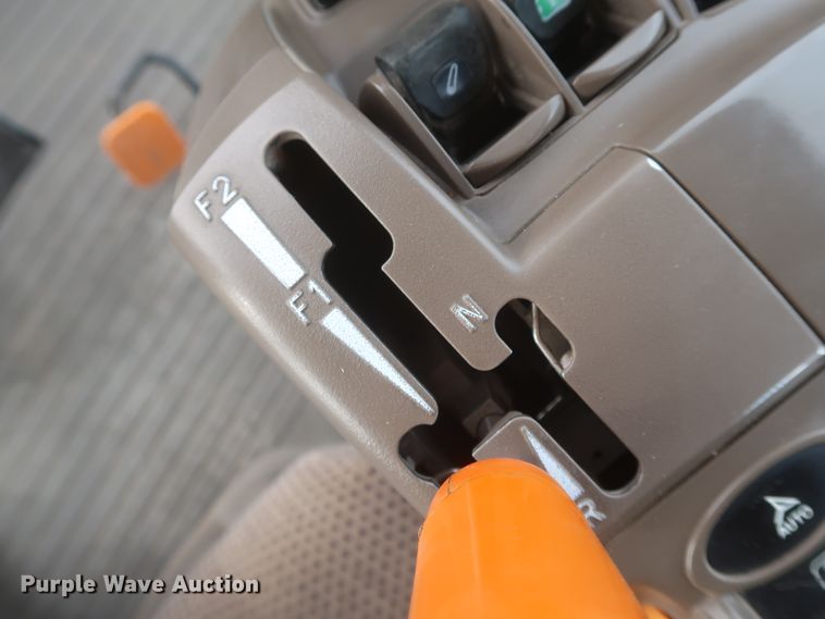 image for item DJ2311 2015 John Deere 8370R  MFWD tractor