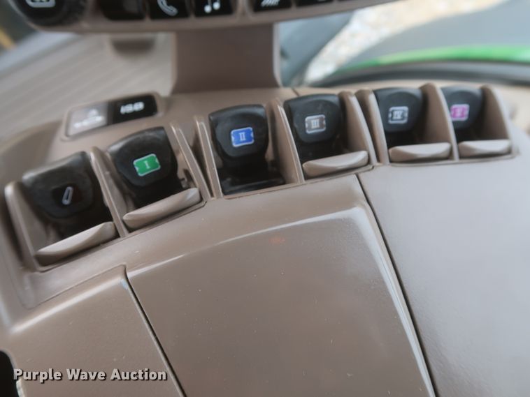 image for item DJ2311 2015 John Deere 8370R  MFWD tractor