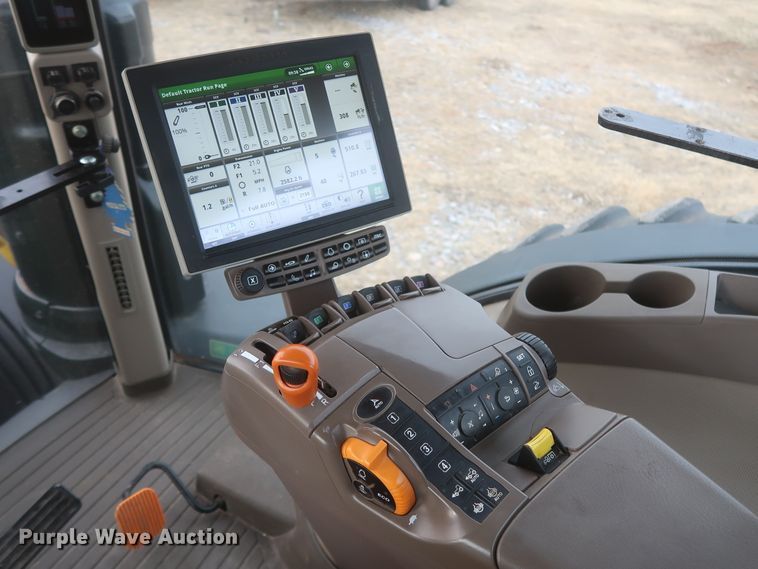 image for item DJ2311 2015 John Deere 8370R  MFWD tractor