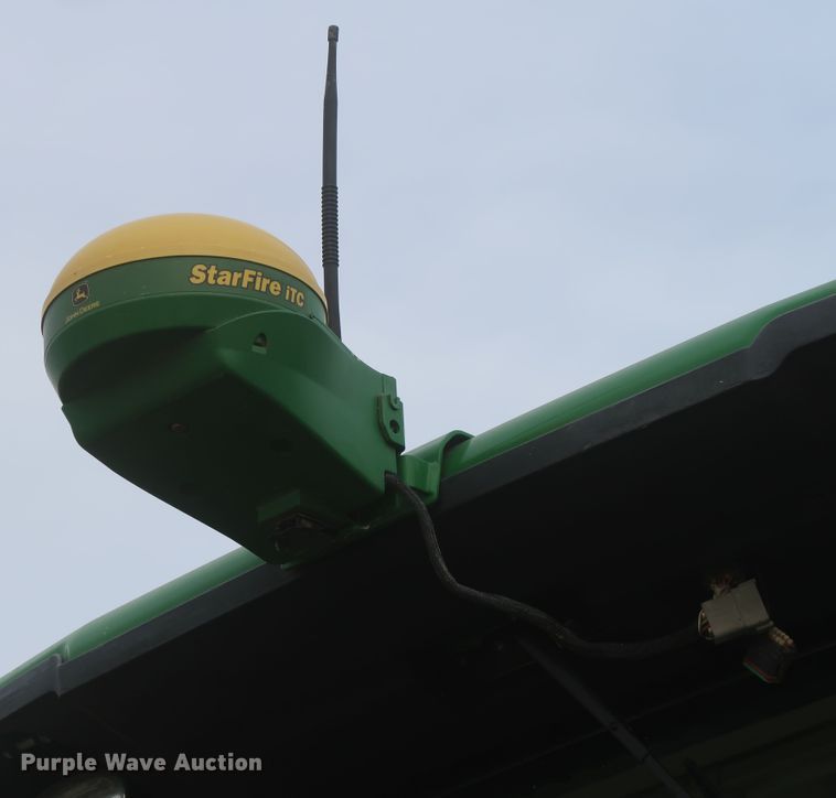 image for item DJ2311 2015 John Deere 8370R  MFWD tractor