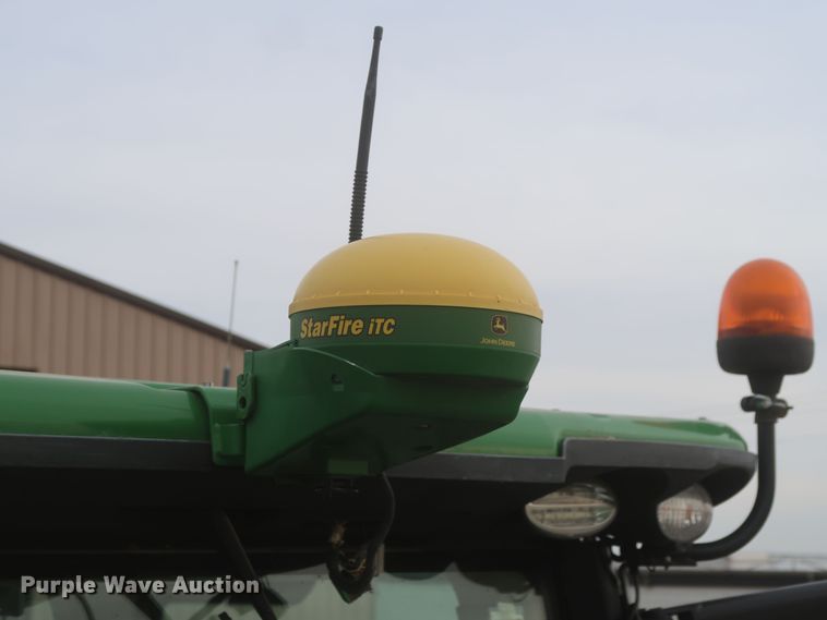 image for item DJ2311 2015 John Deere 8370R  MFWD tractor